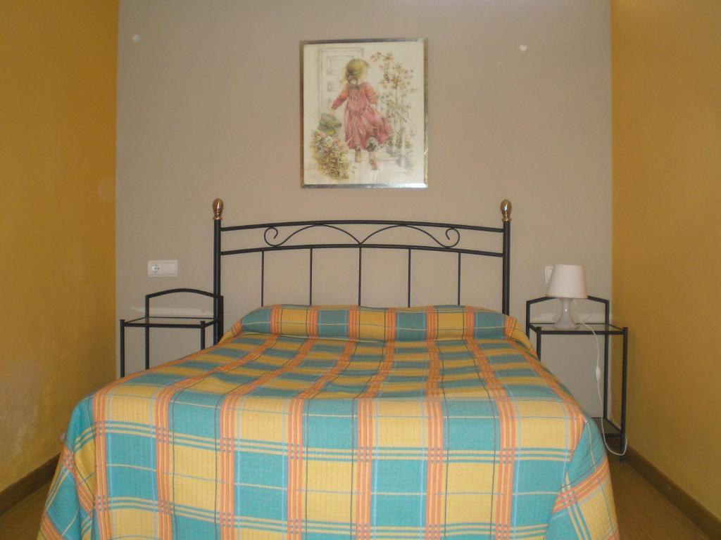 Apartamentos Turisticos Reyes Catolicos Zaragoza Bilik gambar